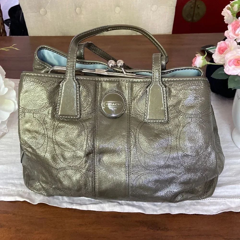 Coach Vintage hand bag green with blue satin 3 divisions